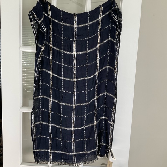 Ann Taylor Scarf NWT - Picture 1 of 4